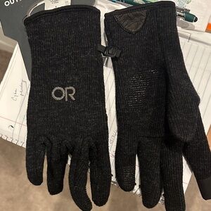 Outdoor Research Men’s Sensor Gloves- new